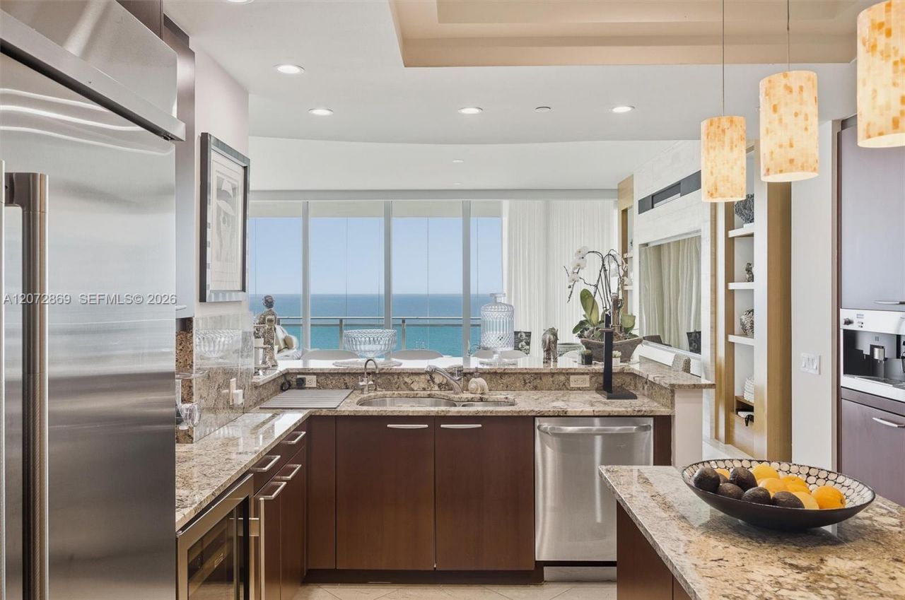 10295 Collins Ave, Unit 2207, Bal Harbour, FL 33154 Photo