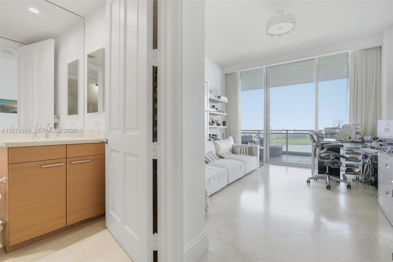 10295 Collins Ave, Unit 2207, Bal Harbour, FL 33154 Photo