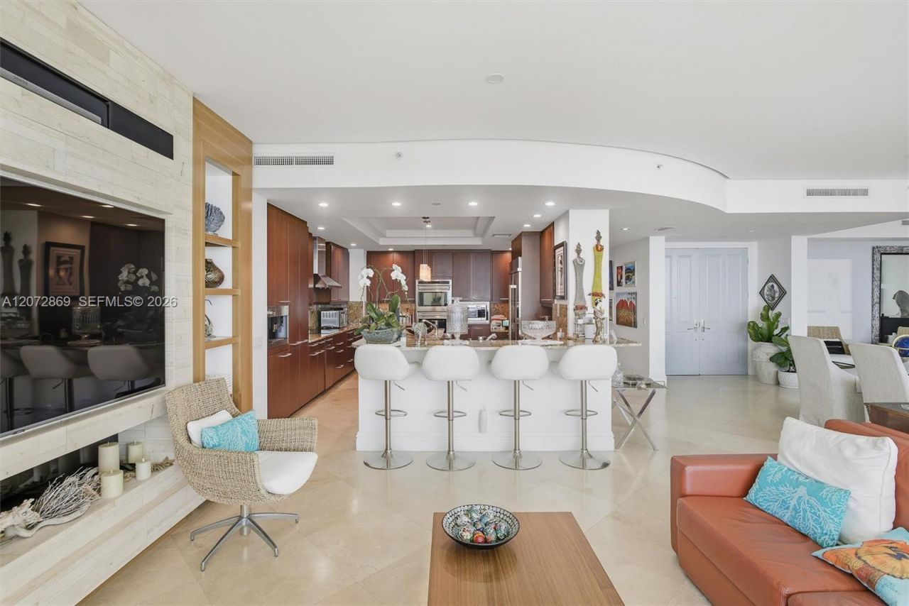 10295 Collins Ave, Unit 2207, Bal Harbour, FL 33154 Photo