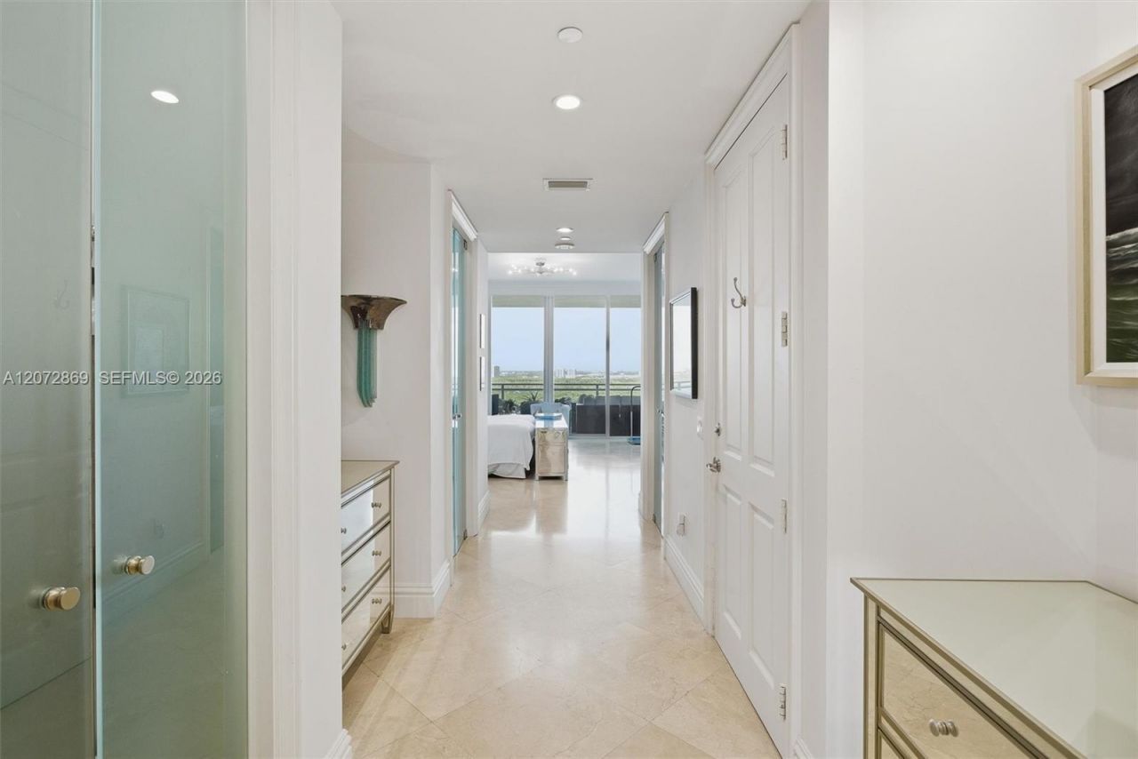10295 Collins Ave, Unit 2207, Bal Harbour, FL 33154 Photo