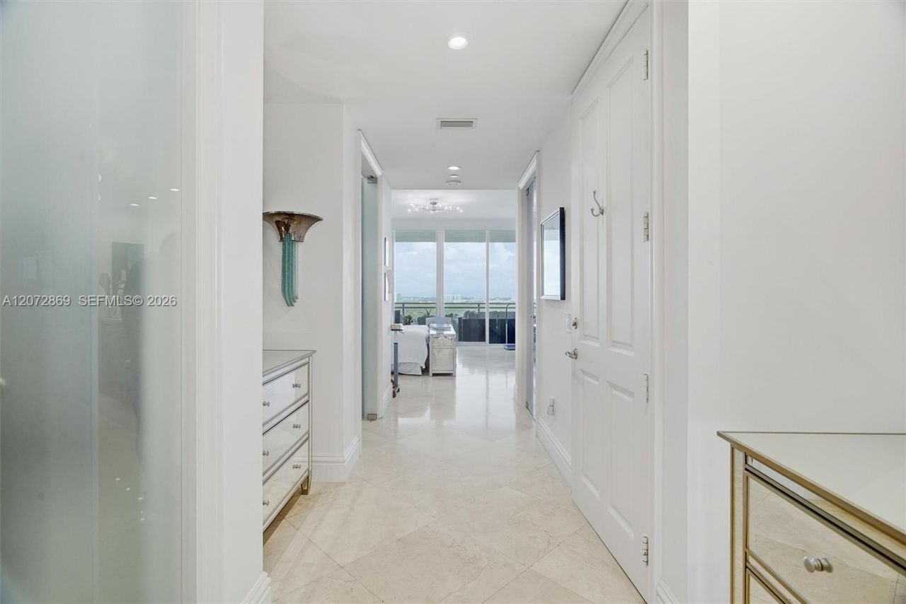 10295 Collins Ave, Unit 2207, Bal Harbour, FL 33154 Photo