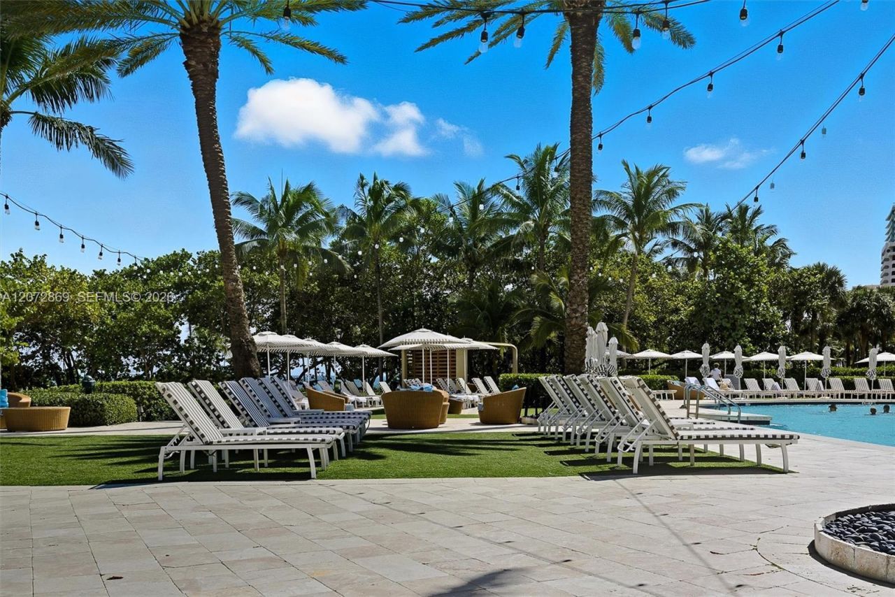 10295 Collins Ave, Unit 2207, Bal Harbour, FL 33154 Photo