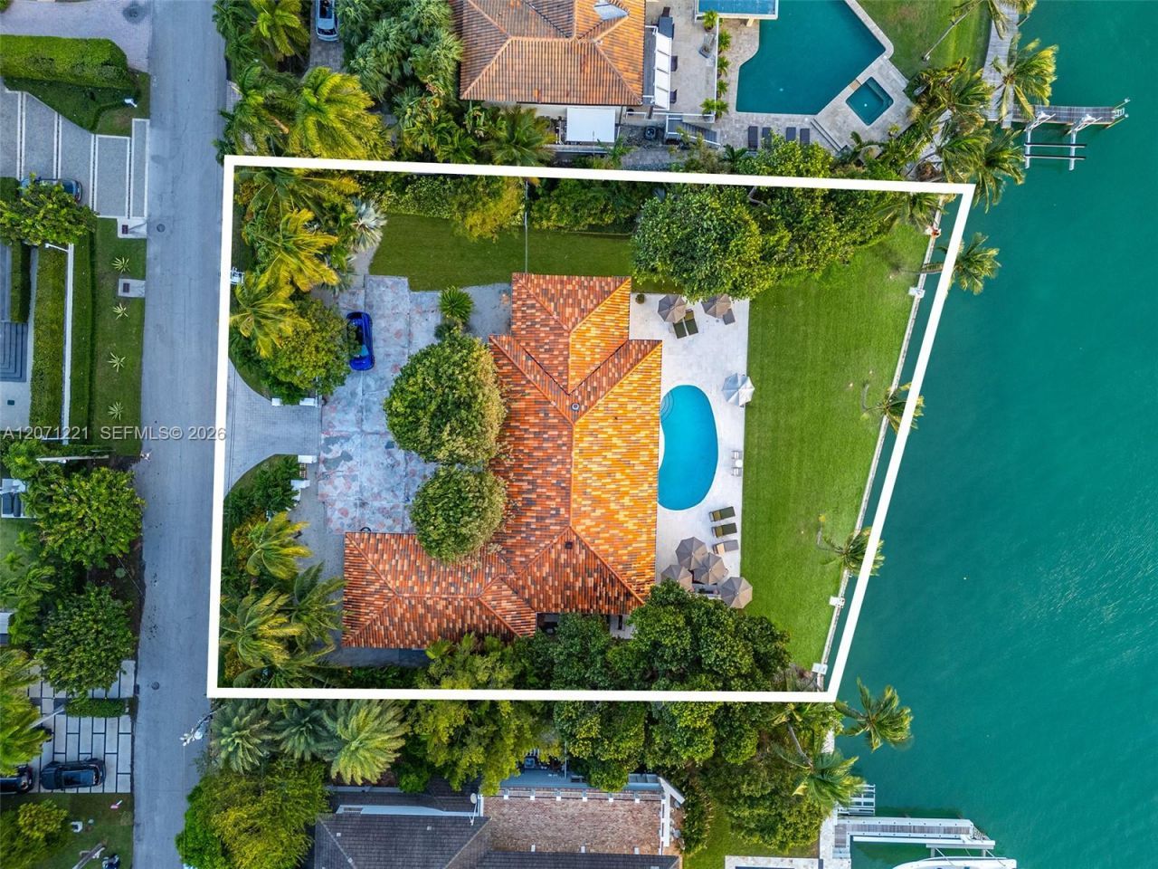 520 S Mashta Dr , Key Biscayne, FL 33149 Photo