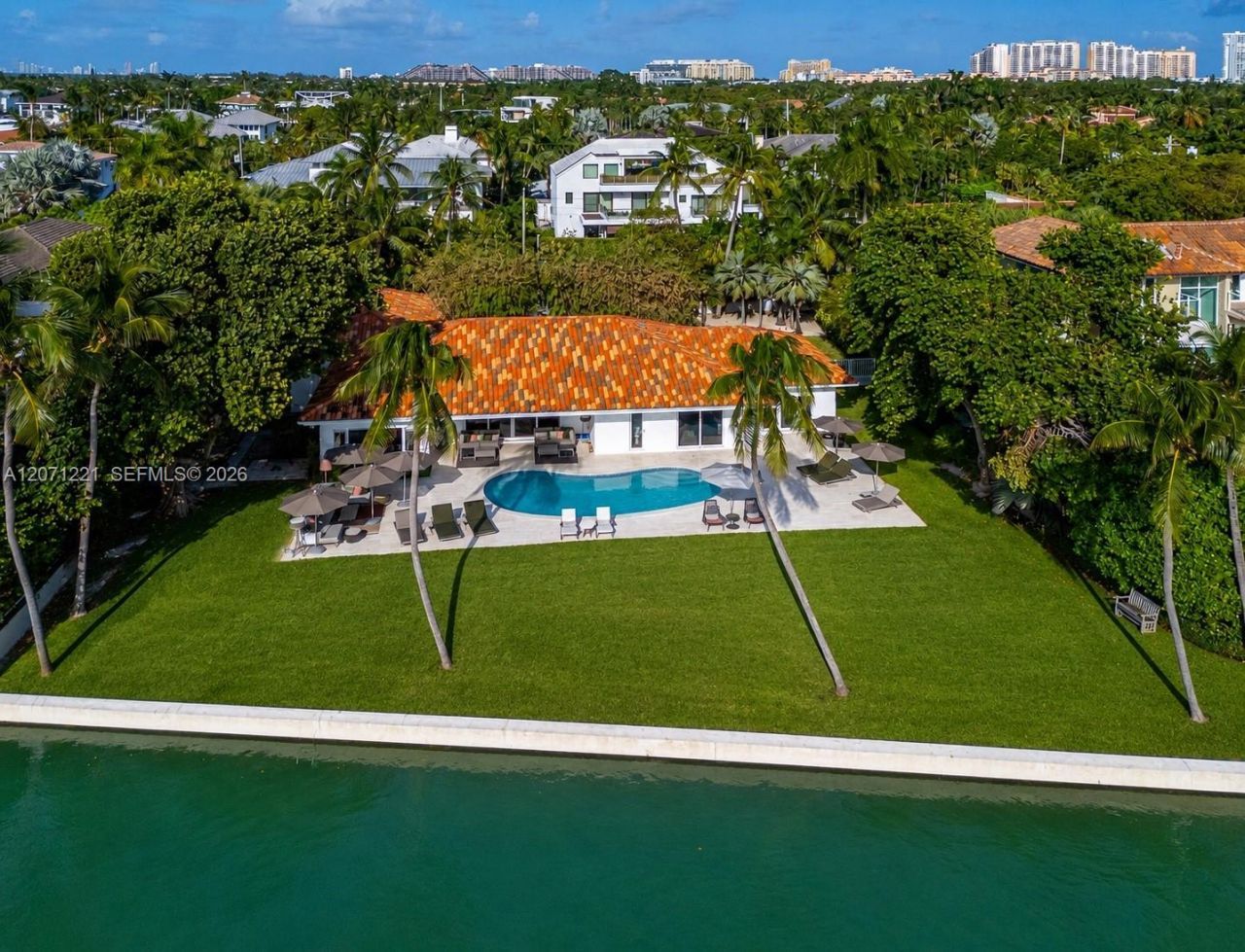 520 S Mashta Dr , Key Biscayne, FL 33149 Photo