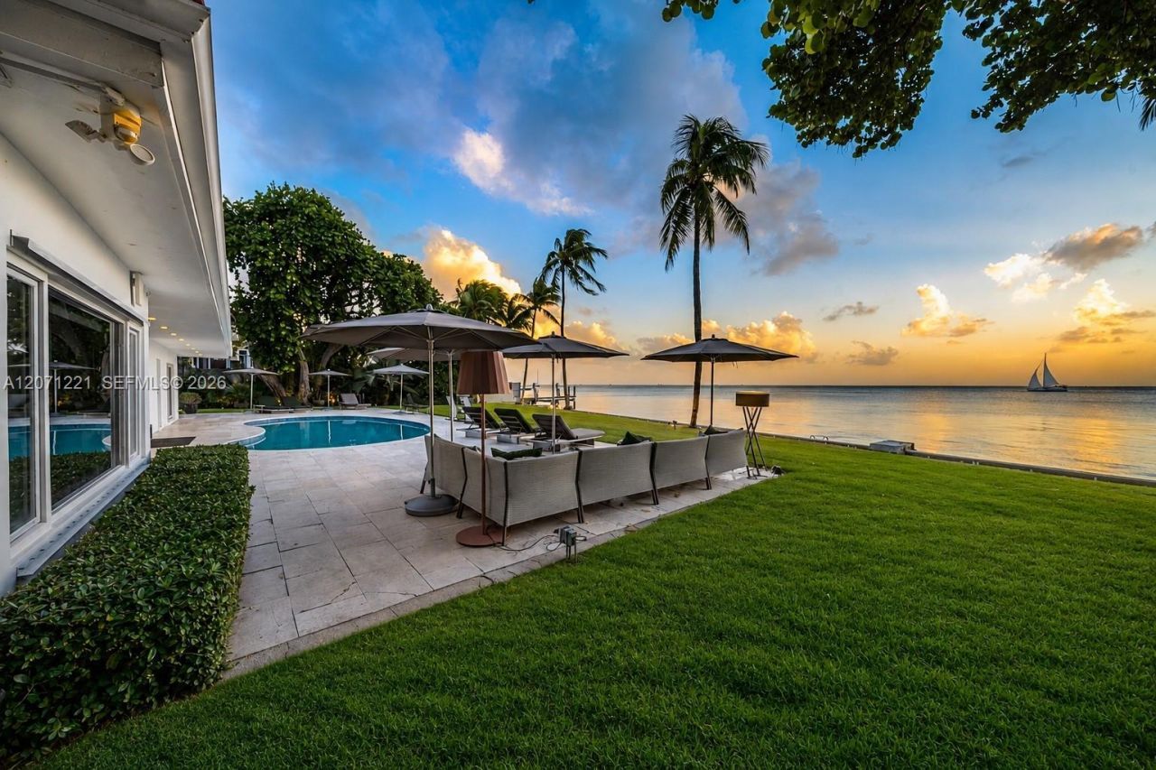 520 S Mashta Dr , Key Biscayne, FL 33149 Photo