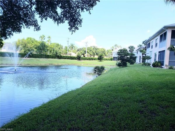 661 Wiggins Lake DR, Unit 201, NAPLES, FL 34110