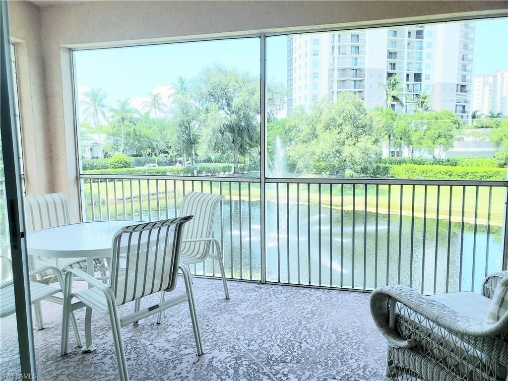 661 Wiggins Lake Dr, Unit 201, Naples, FL 34110 Photo
