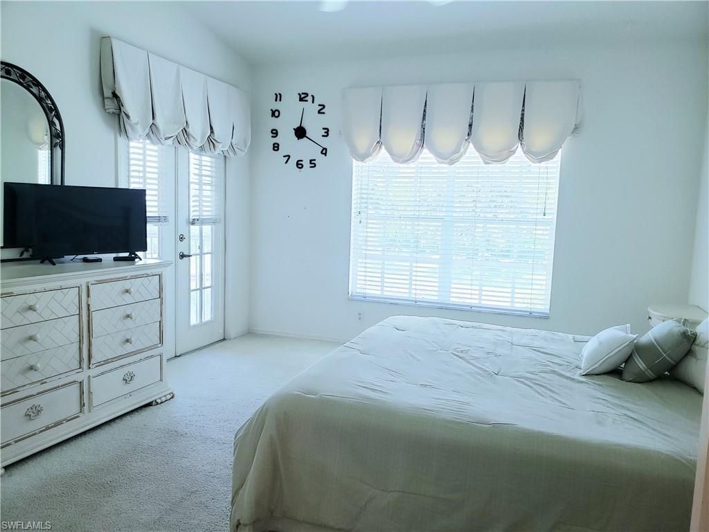 661 Wiggins Lake Dr, Unit 201, Naples, FL 34110 Photo