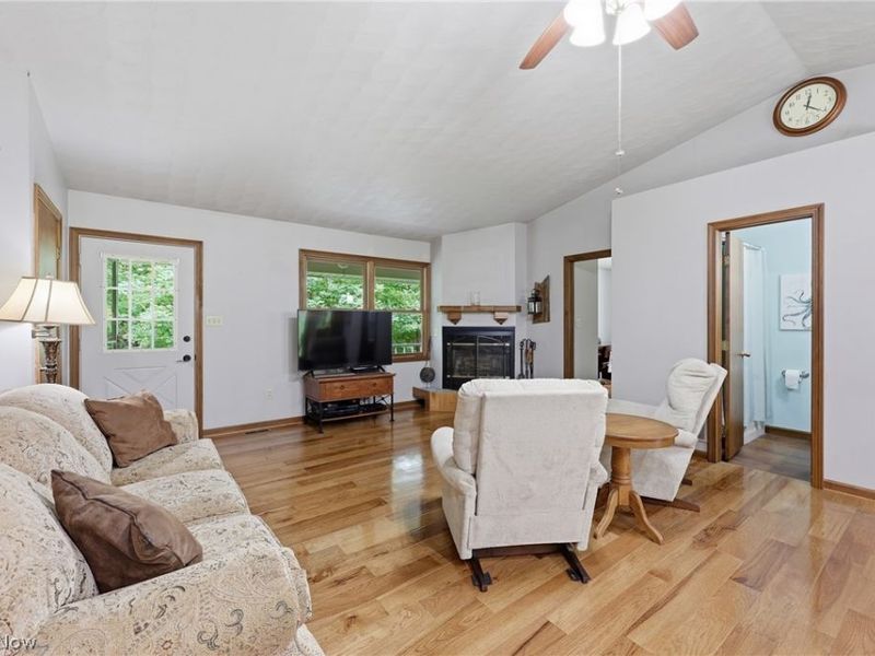 1550 Pinkerton Lane, Zanesville, OH 43701 Photo 7