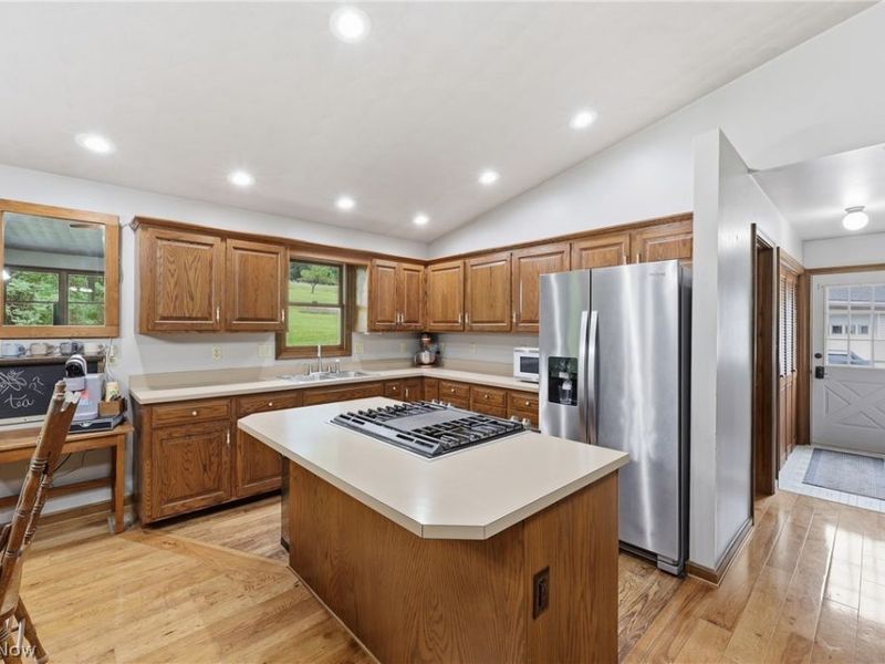 1550 Pinkerton Lane, Zanesville, OH 43701 Photo 8
