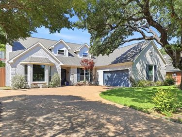 8814 Sanshire Avenue, Dallas, TX 75231
