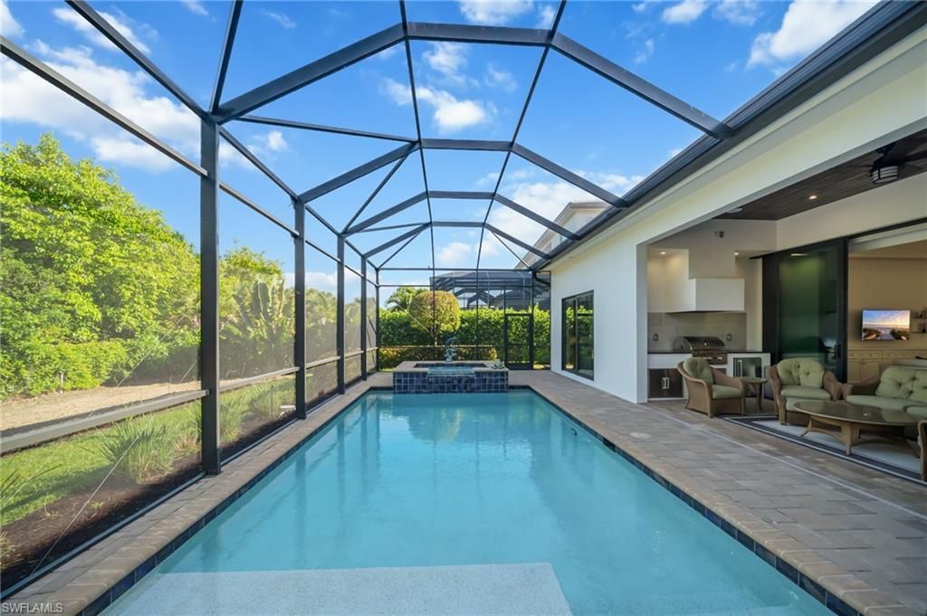 2943 Coco Lakes Dr , Naples, FL 34105 Photo