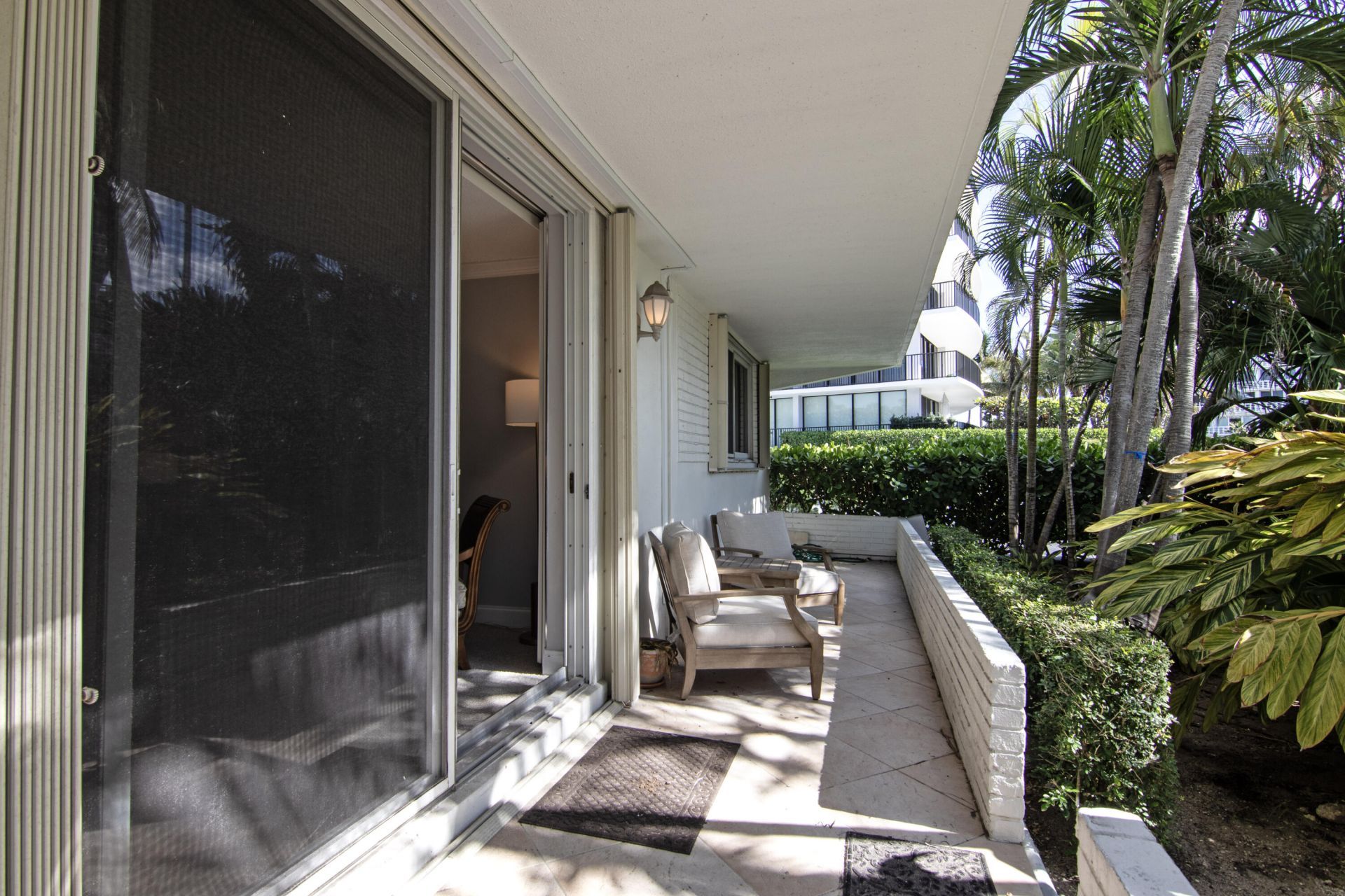 139 Sunrise Avenue, Unit 101, Palm Beach, FL 33480 Photo
