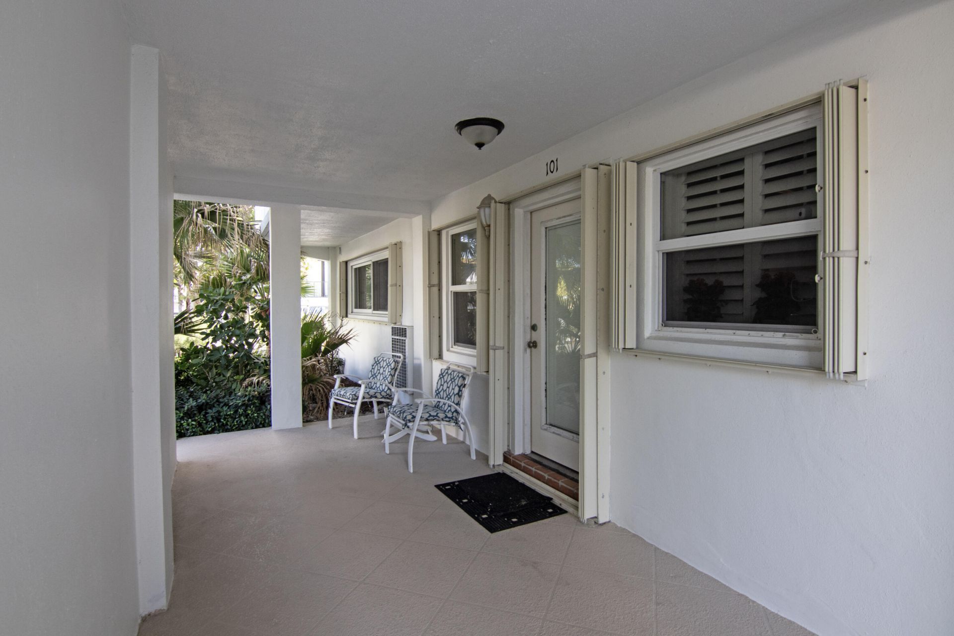 139 Sunrise Avenue, Unit 101, Palm Beach, FL 33480 Photo