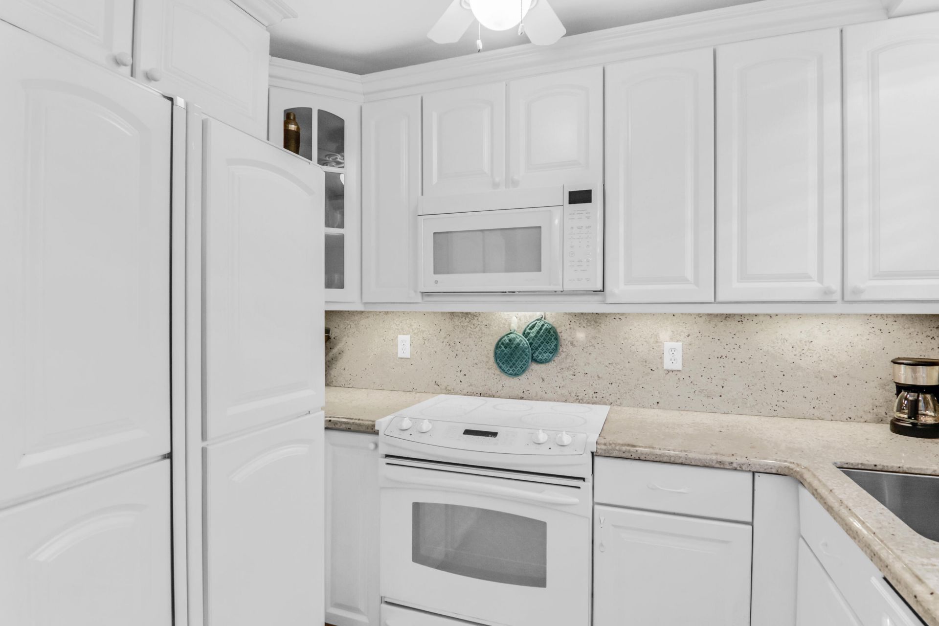 139 Sunrise Avenue, Unit 103, Palm Beach, FL 33480 Photo
