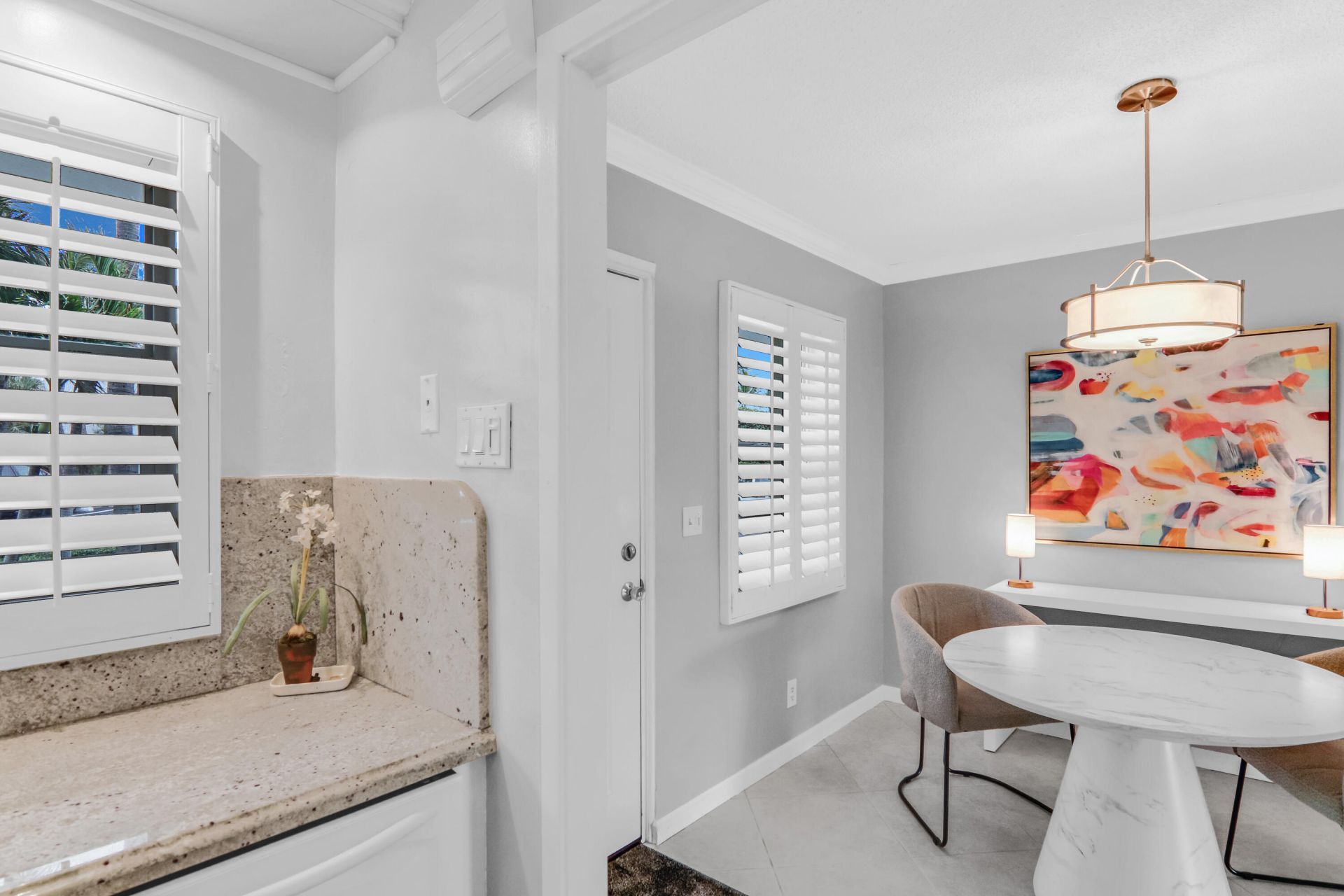139 Sunrise Avenue, Unit 103, Palm Beach, FL 33480 Photo