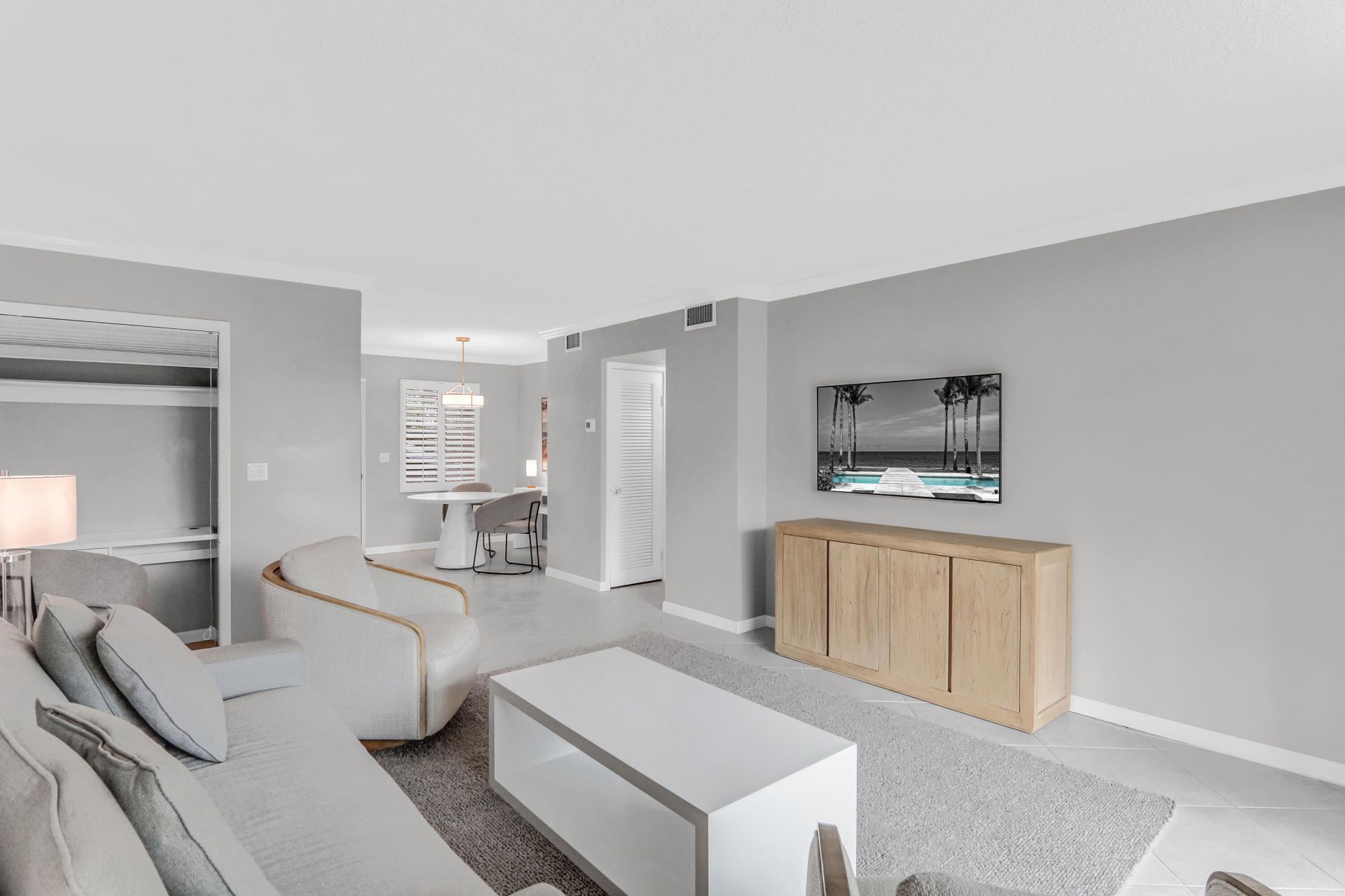 139 Sunrise Avenue, Unit 103, Palm Beach, FL 33480 Photo