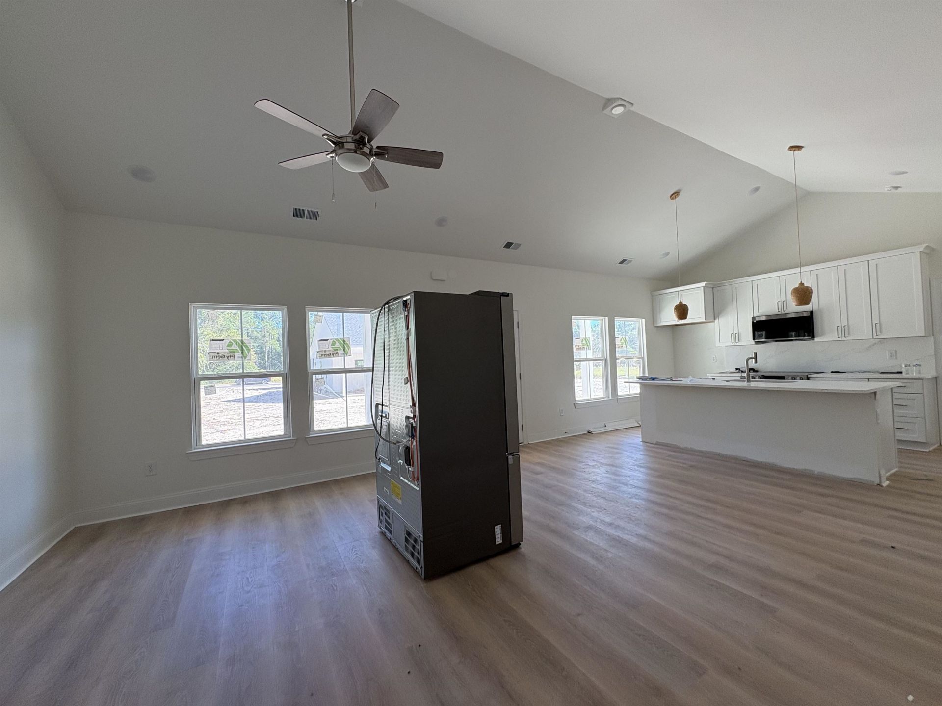 4344 Mineola Ave. Photo 11