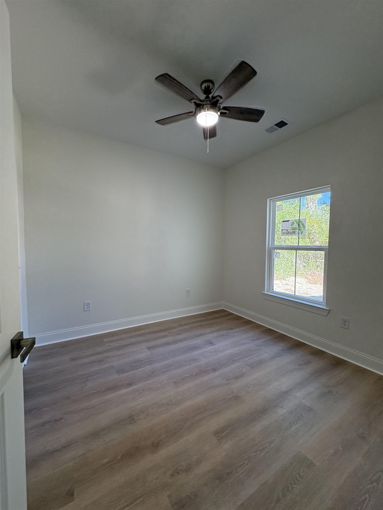 4344 Mineola Ave. Photo 9