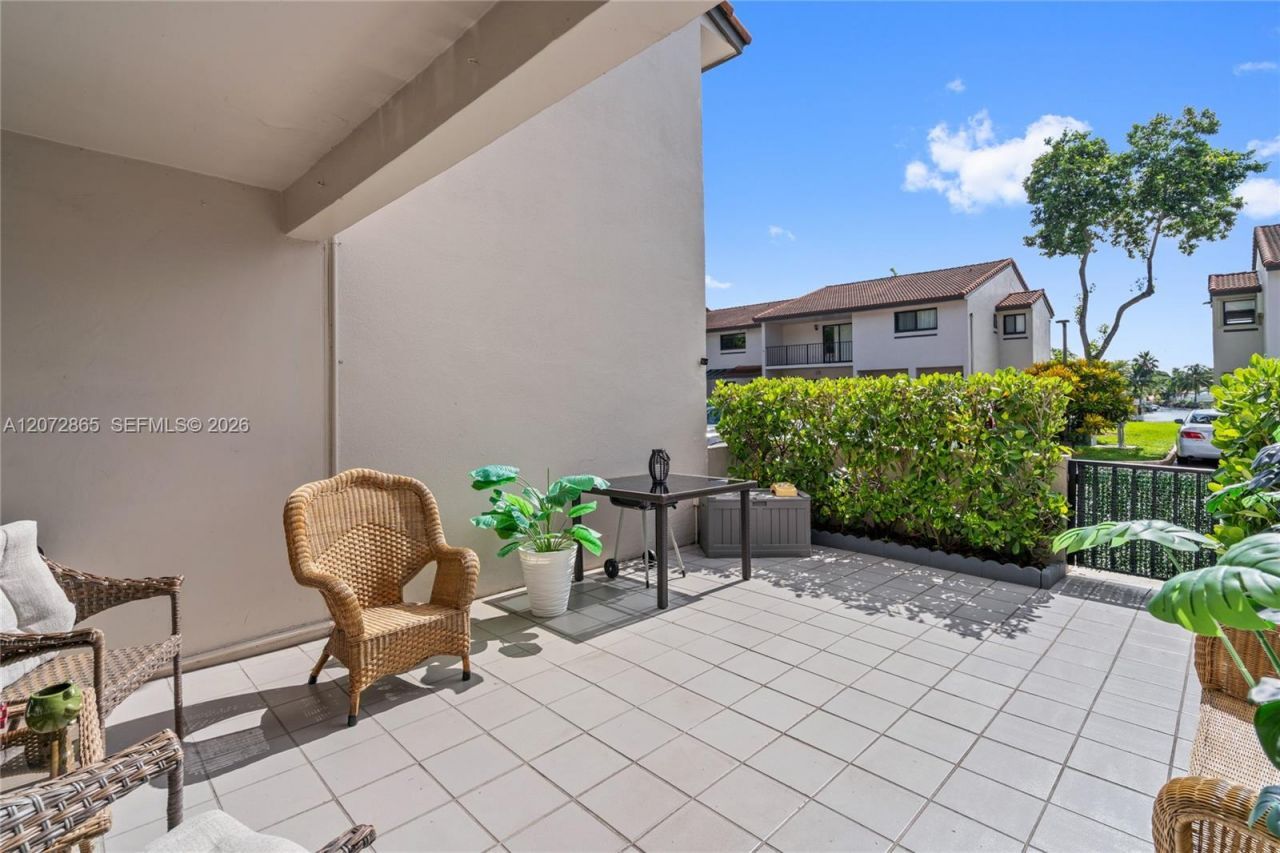 13412 SW 62nd St, Unit 103M, Miami, FL 33183 Photo