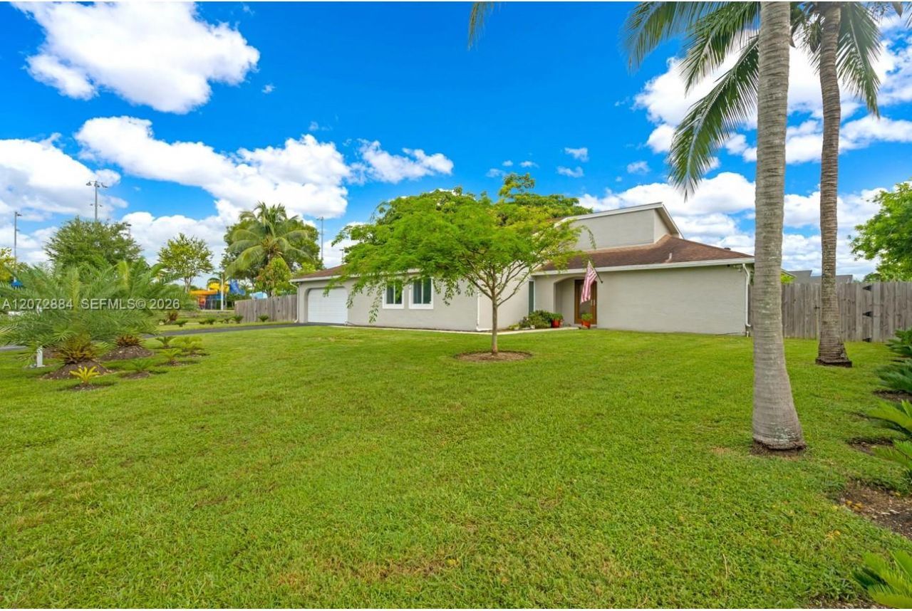 16255 SW 281st St , Homestead, FL 33033 Photo