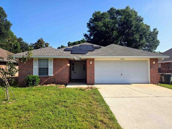 5008 Orlando Ct, Pensacola, FL 32526