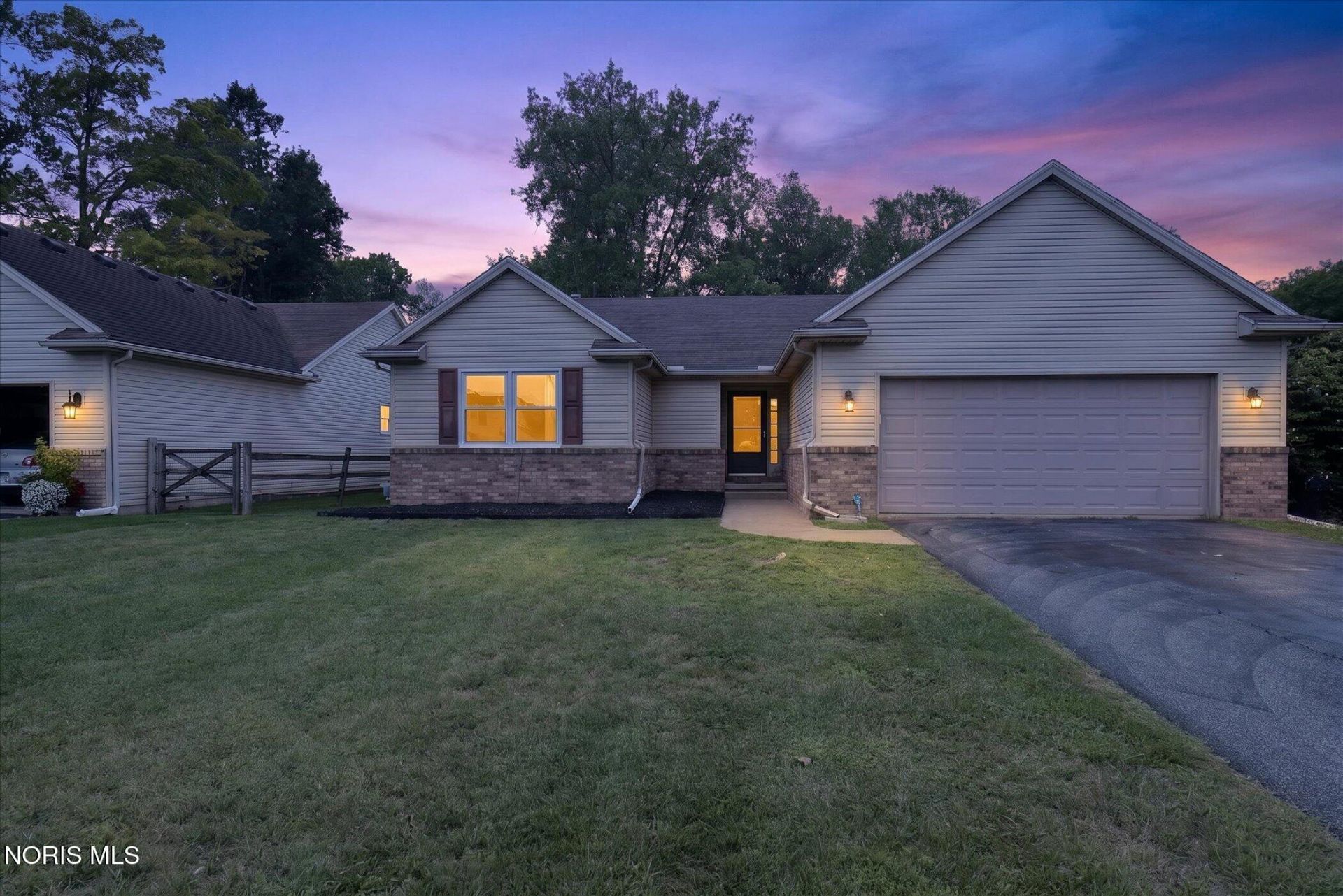 514 Highland Creek Court, Holland, OH 43528 Main Photo