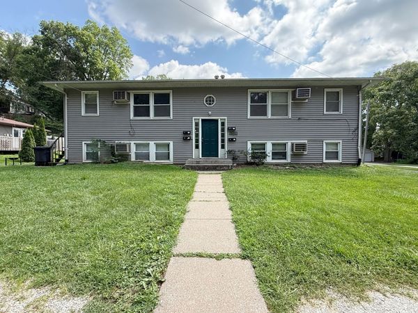 1228 24th Avenue , Rock Island, IL 61201