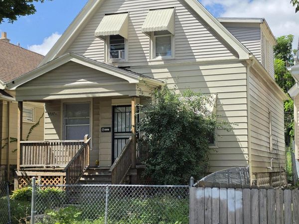 3737 N 10th St, Milwaukee, WI 53206