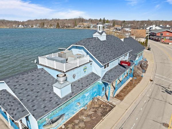 511 Wilmot AVENUE, Twin Lakes, WI 53181