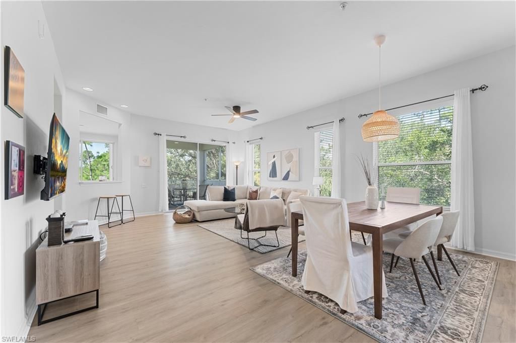 8217 Parkstone Pl, Unit 308, Naples, FL 34120 Photo