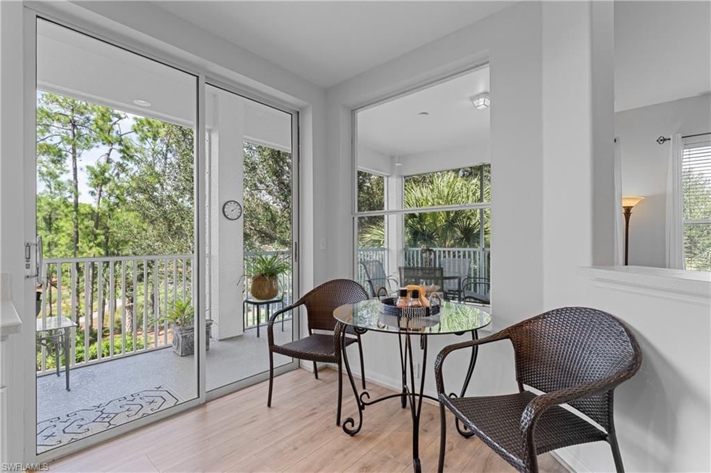 8217 Parkstone Pl, Unit 308, Naples, FL 34120 Photo