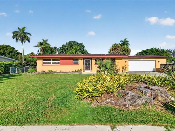 2950 Holly RD , FORT MYERS, FL 33901