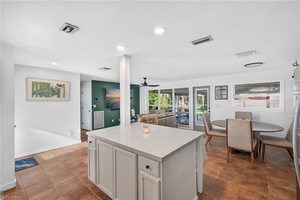 2950 Holly Rd , Fort Myers, FL 33901 Photo