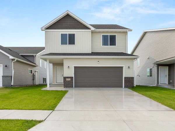 7075 Benji Lane, Horace, ND 58047