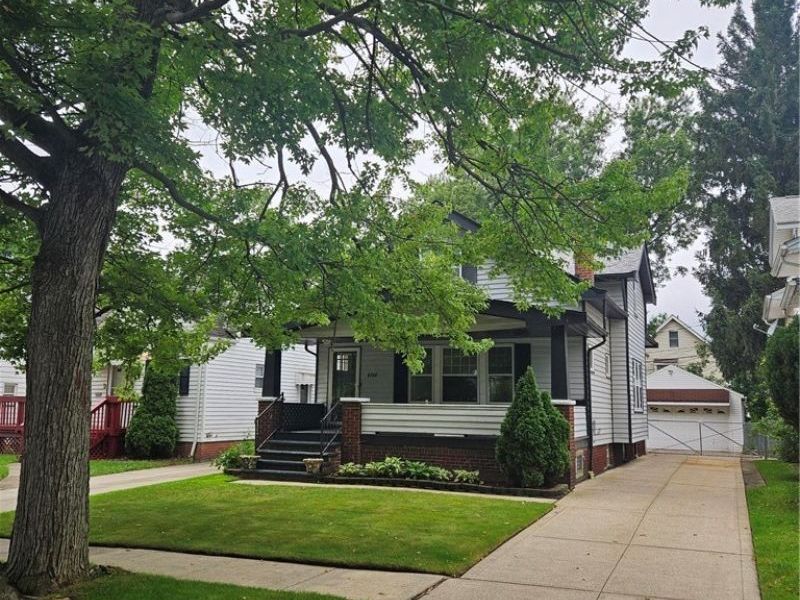 4764 Burleigh Road, Garfield Heights, OH 44125 Photo 2