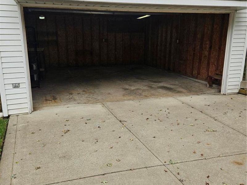 4764 Burleigh Road, Garfield Heights, OH 44125 Photo 32