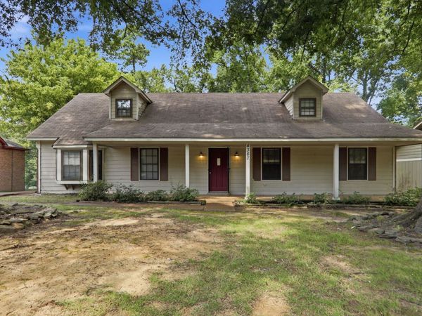 4387 HUNT CLIFF TRCE, Memphis, TN 38128
