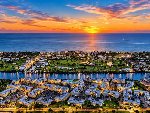 27 COLONIAL CLUB Drive, Unit 105, Boynton Beach, FL 33435