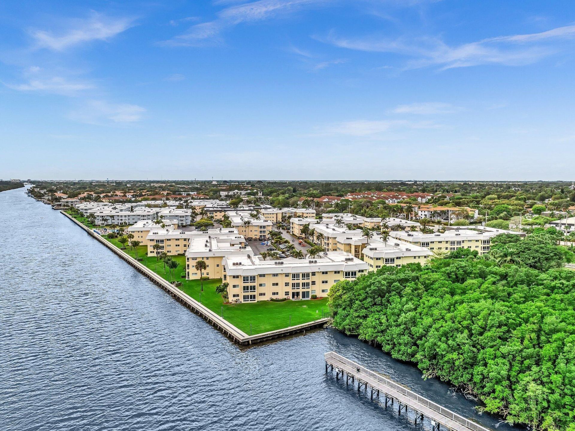 27 Colonial Club Drive, Unit 105, Boynton Beach, FL 33435 Photo