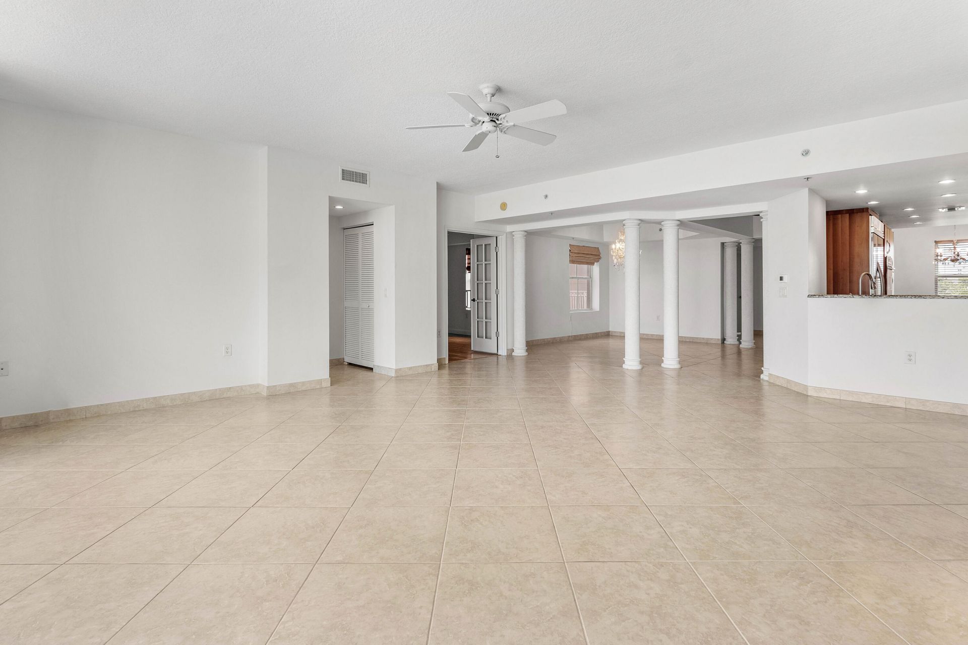 2051 SE 3rd Street, Unit 307, Deerfield Beach, FL 33441 Photo