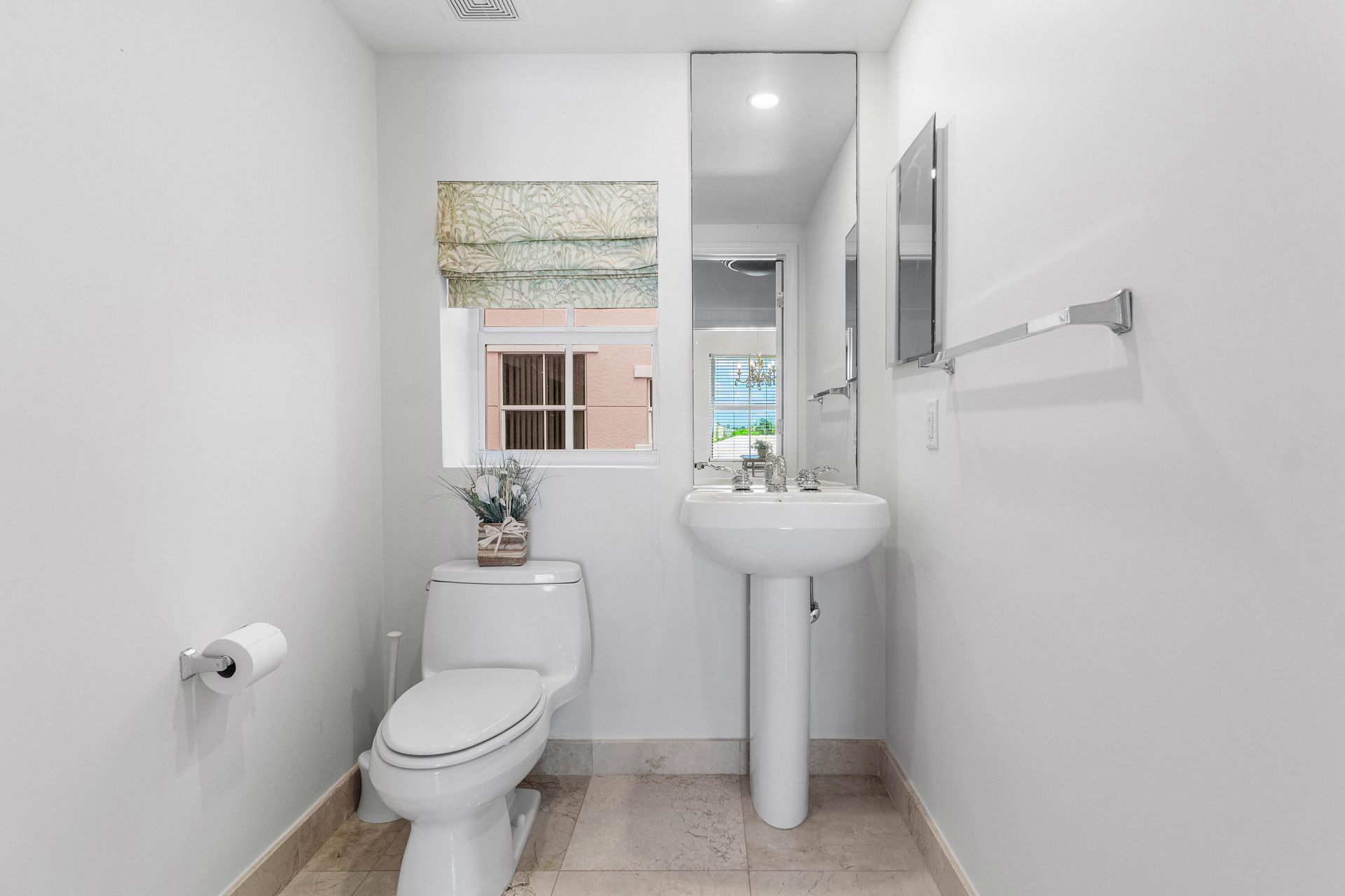 2051 SE 3rd Street, Unit 307, Deerfield Beach, FL 33441 Photo