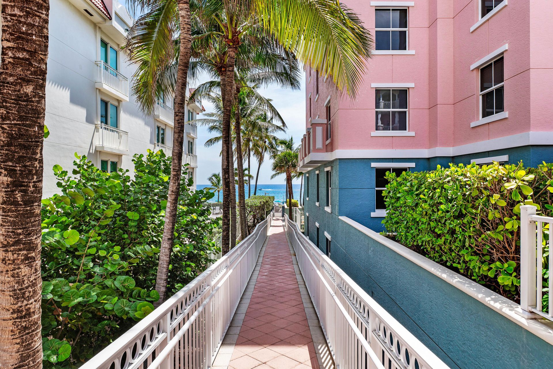 2051 SE 3rd Street, Unit 307, Deerfield Beach, FL 33441 Photo