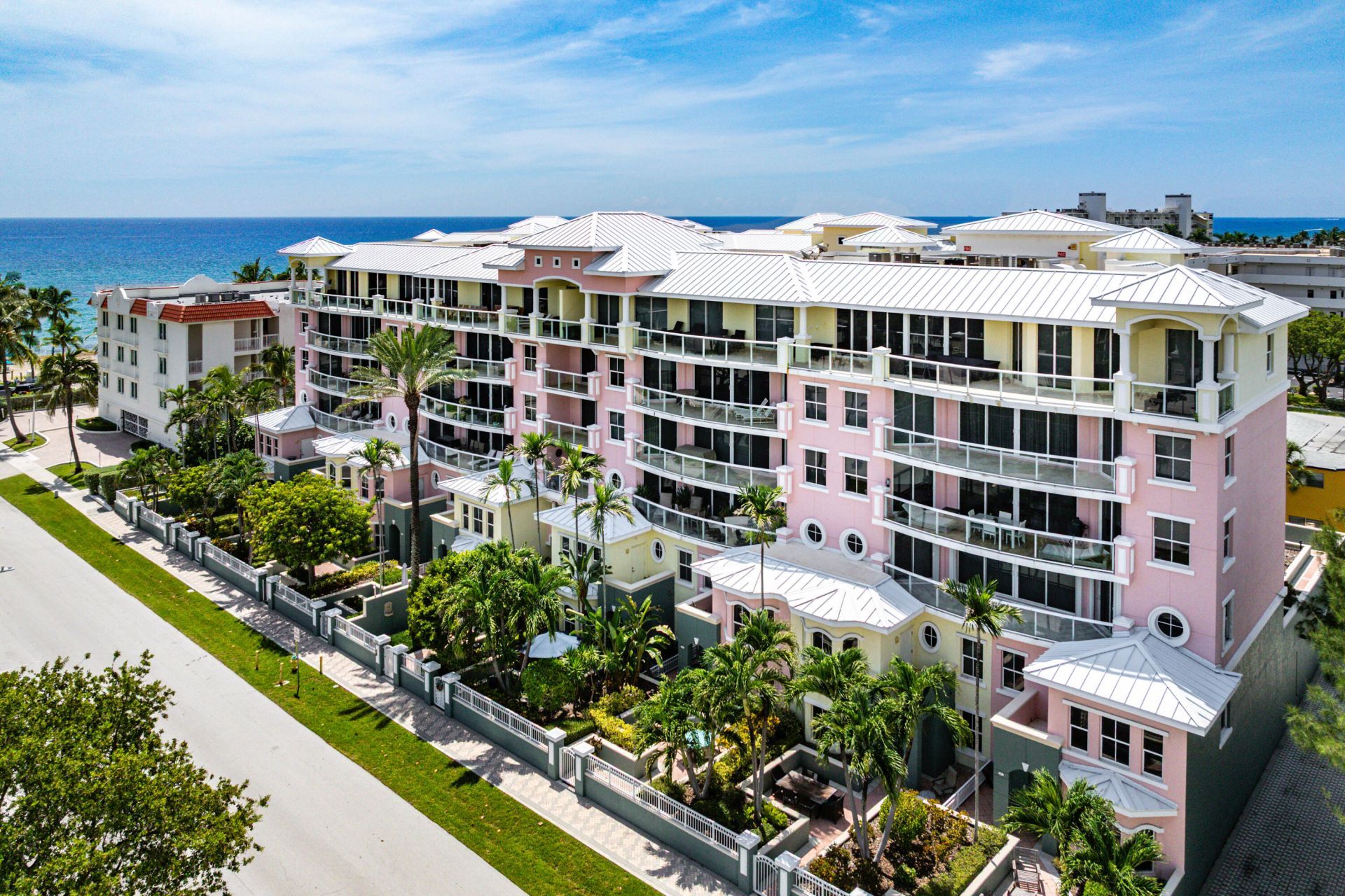 2051 SE 3rd Street, Unit 307, Deerfield Beach, FL 33441 Photo