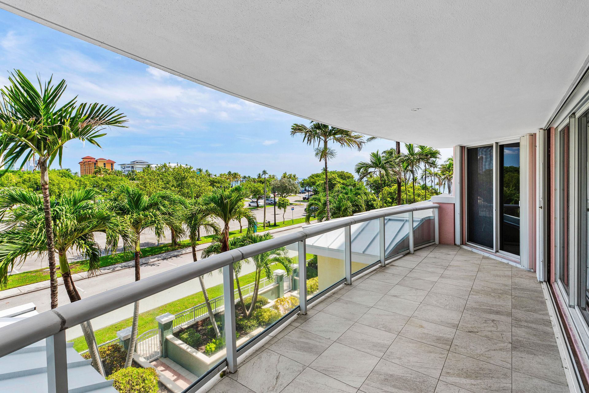 2051 SE 3rd Street, Unit 307, Deerfield Beach, FL 33441 Photo