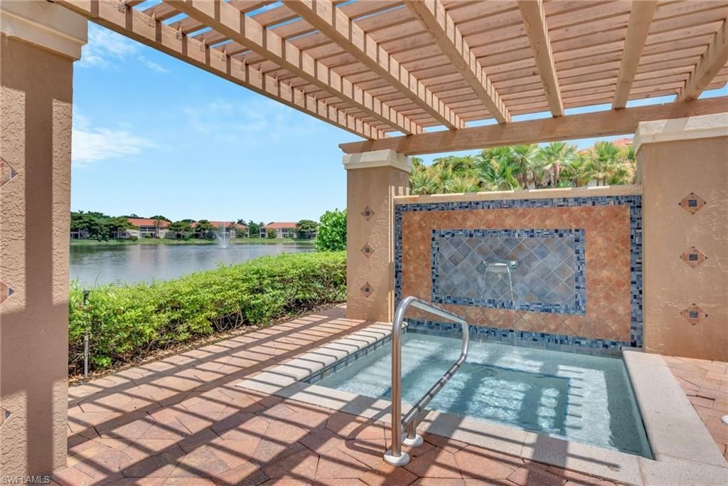 6670 Huntington Lakes Cir, Unit 104, Naples, FL 34119 Photo