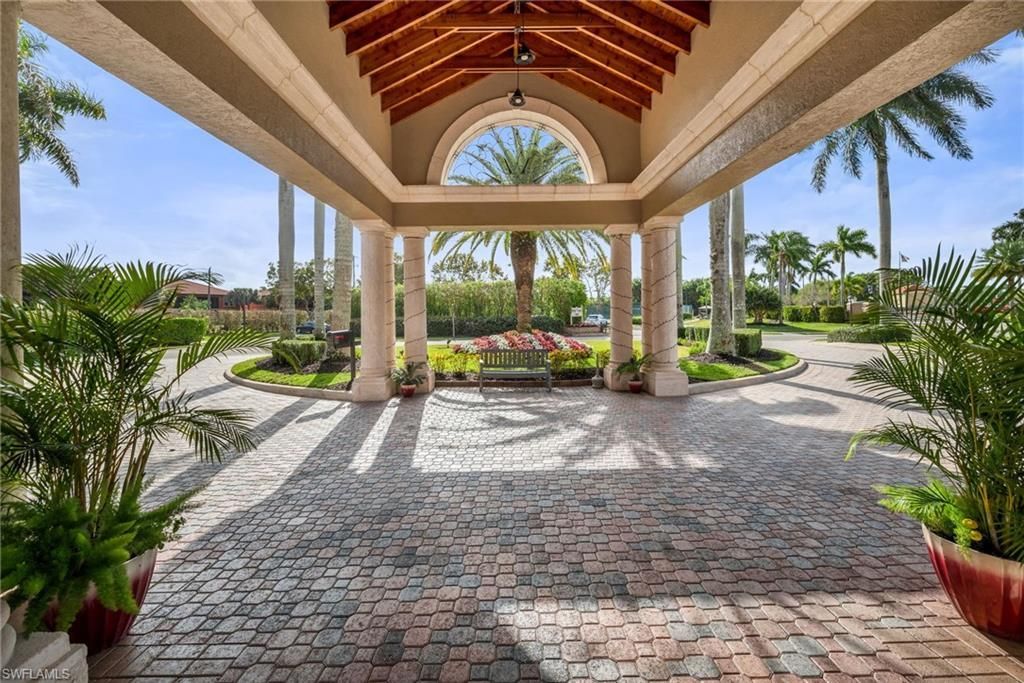 6670 Huntington Lakes Cir, Unit 104, Naples, FL 34119 Photo