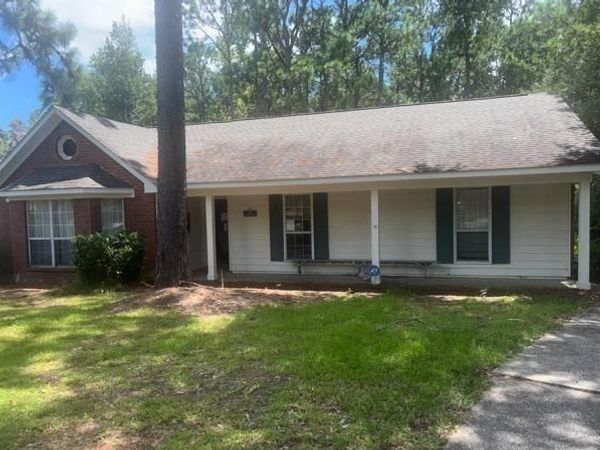 126 Brentwood Drive, Daphne, AL 36526