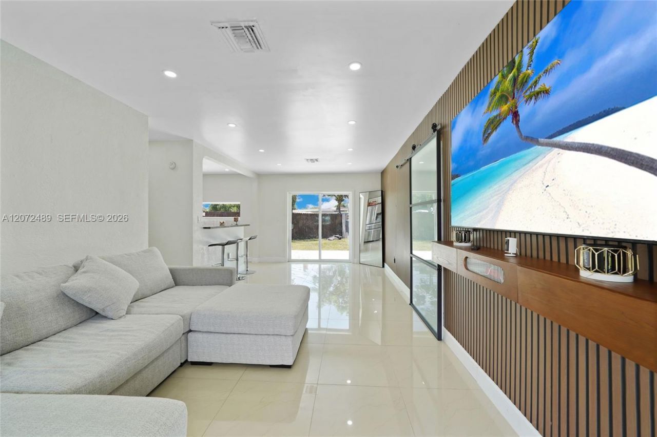 14800 Buchanan St, Miami, FL 33176 Photo