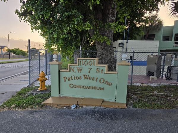 11021 NW 7th St, Unit 202-9, Miami, FL 33172